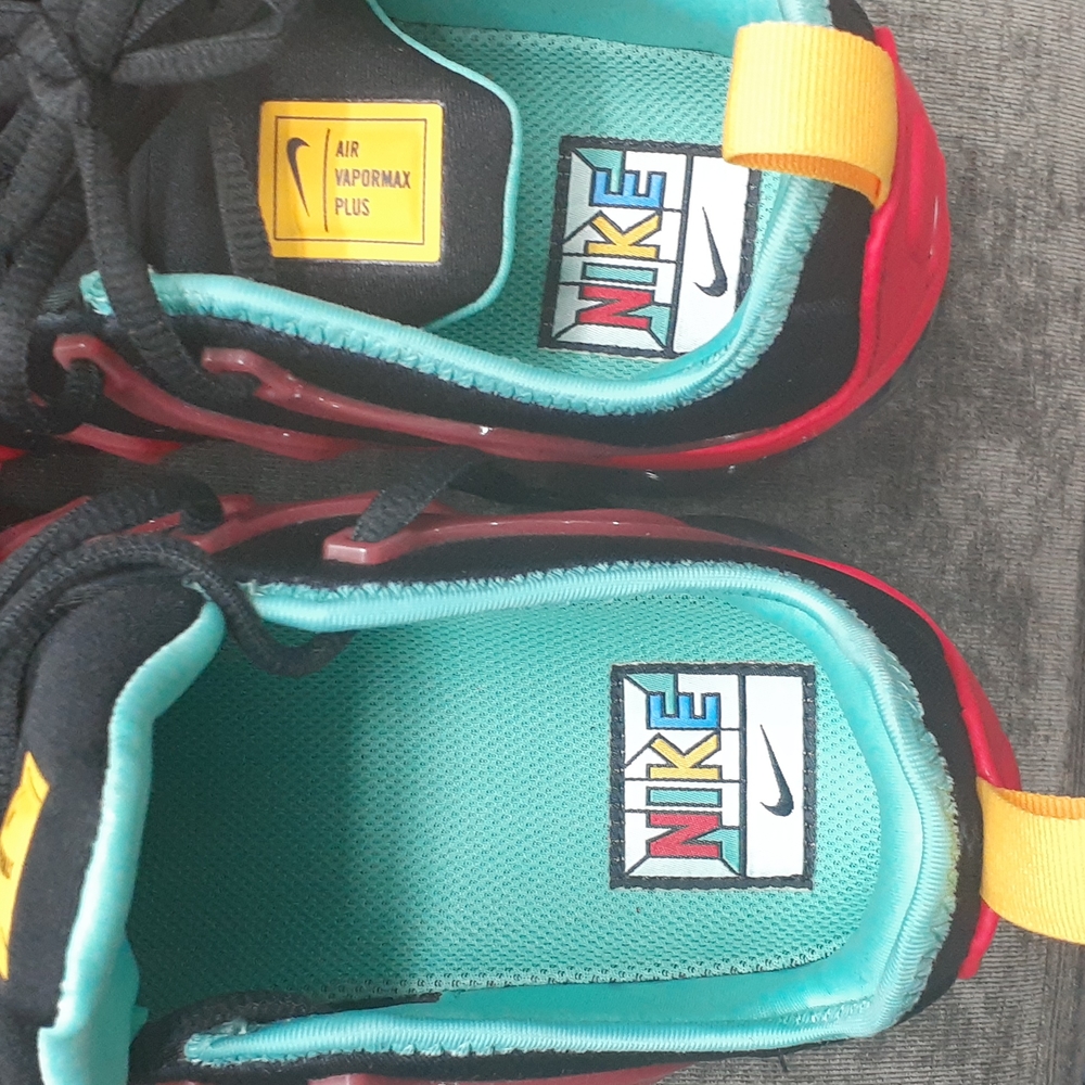 AIR VAPORMAX PLUS. - Picture 7 of 7